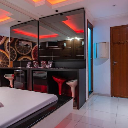 Motel Fantasy 2 (Adults Only) Contagem Exteriör bild