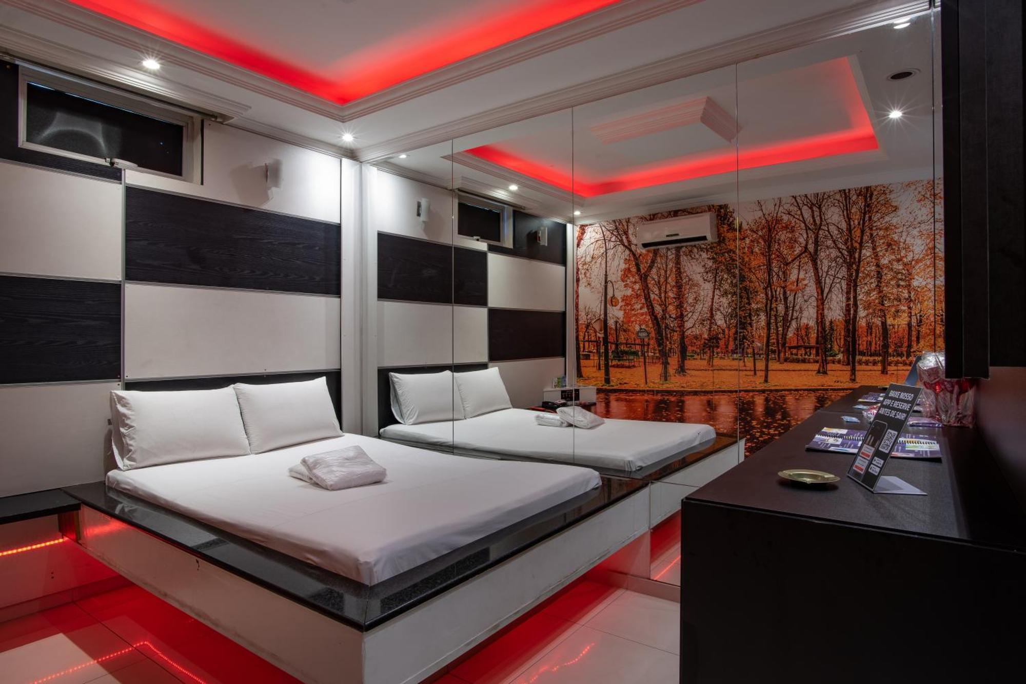 Motel Fantasy 2 (Adults Only) Contagem Exteriör bild