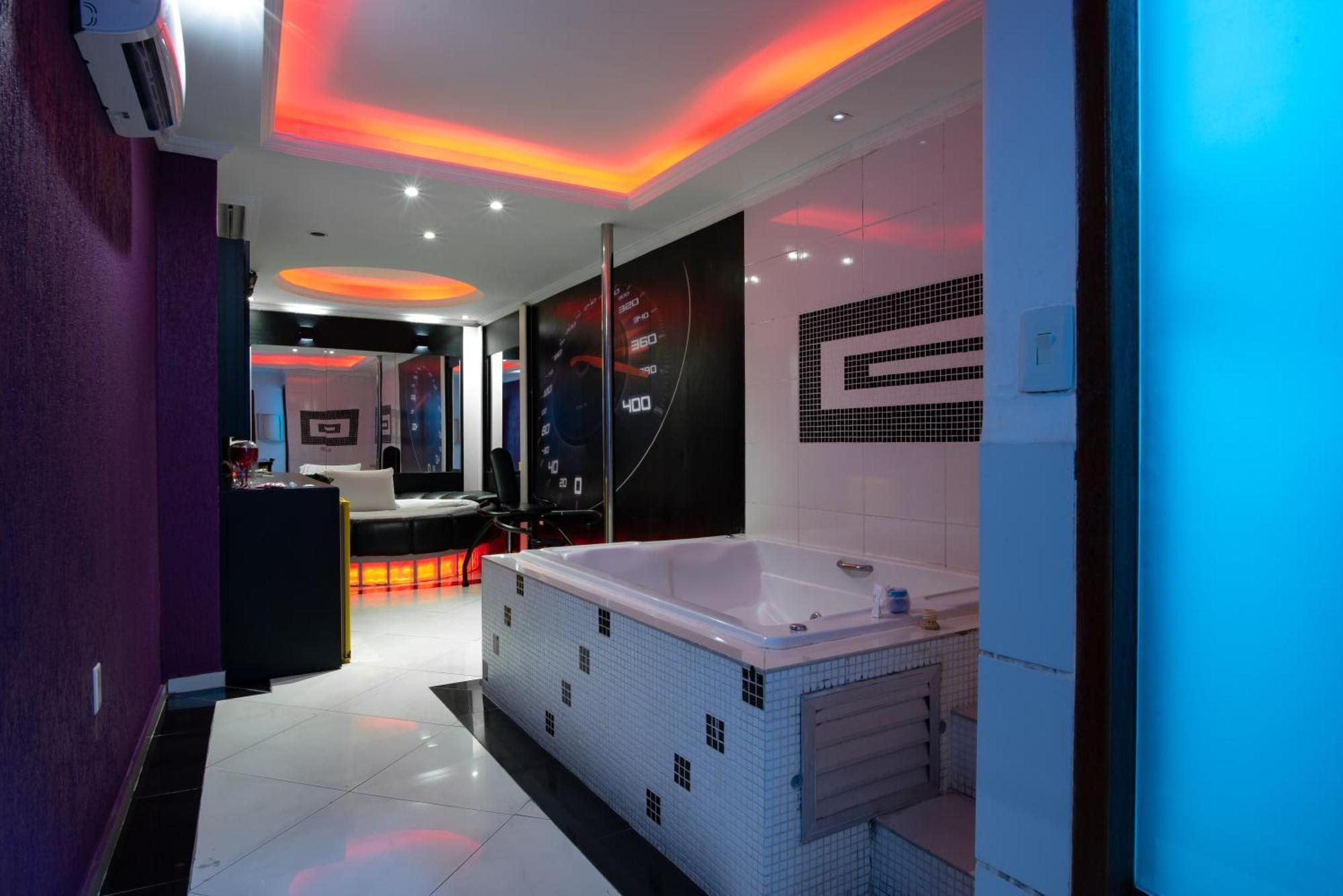 Motel Fantasy 2 (Adults Only) Contagem Exteriör bild